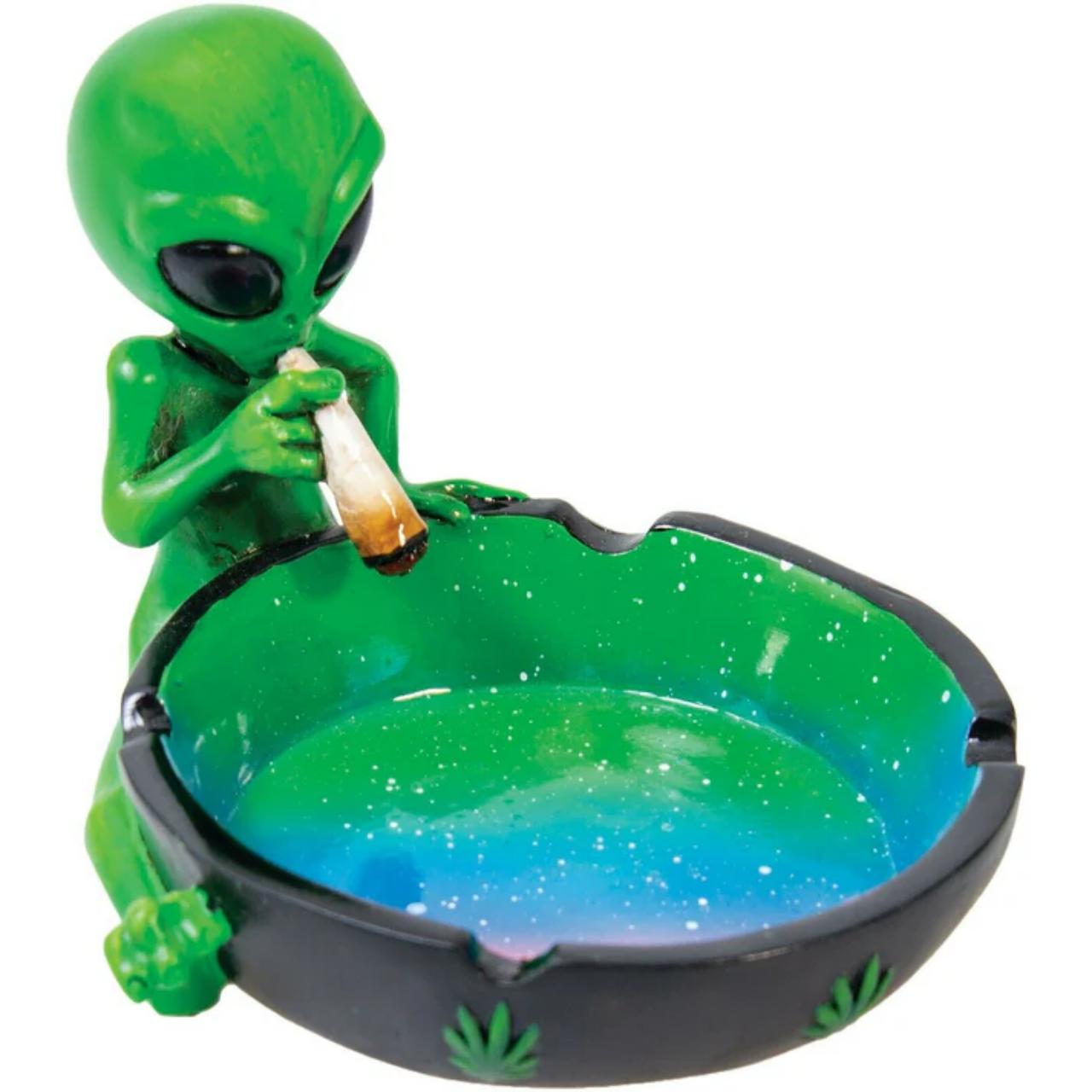 FUJIMA ASHTRAY GREEN ALIEN - LT180 FUJIMA ASHTRAY GREEN ALIEN - LT180
